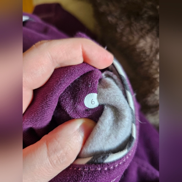 Lululemon special edition removable sleeve scuba hoodie - Picture 10 of 11